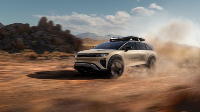 Lucid Gravity vs Hyundai Ioniq 9: the duel of electric SUVs at ,000