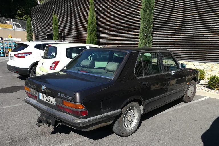 BMW E28: The elegance of the 80s between diesel and gasoline