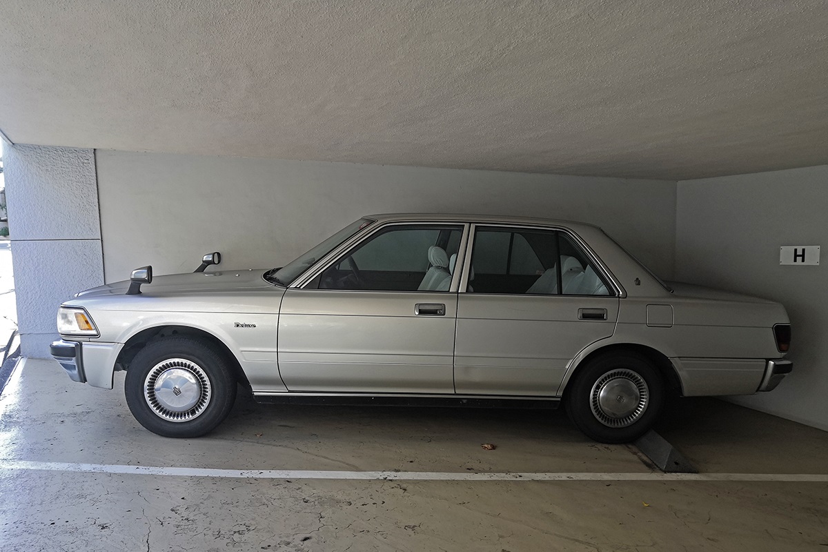 Toyota Crown S130 Deluxe: the elegant simplicity of a Japanese classic