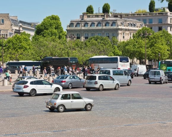 ZFE: the Greater Paris Metropolis extends the educational period by one year &copy; Yayimages
