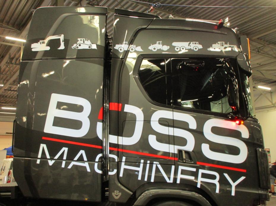 Scania 770S V8: The Road Monster at the Service of Boss Machinery
