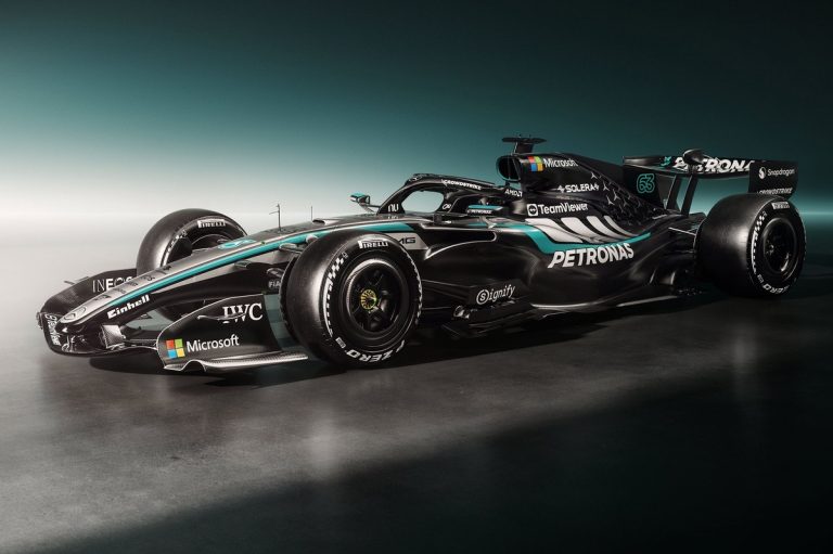 Mercedes W17: The 2026 F1 Unveils Boldly and Ambitiously