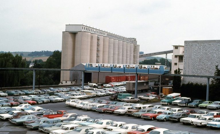 Parking Lots of the Past: A Dive into the 1950s to 1970s