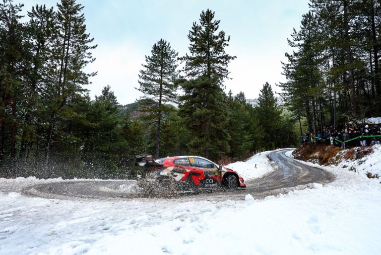 Rallye Monte-Carlo: Solberg in the lead, Ogier on the attack