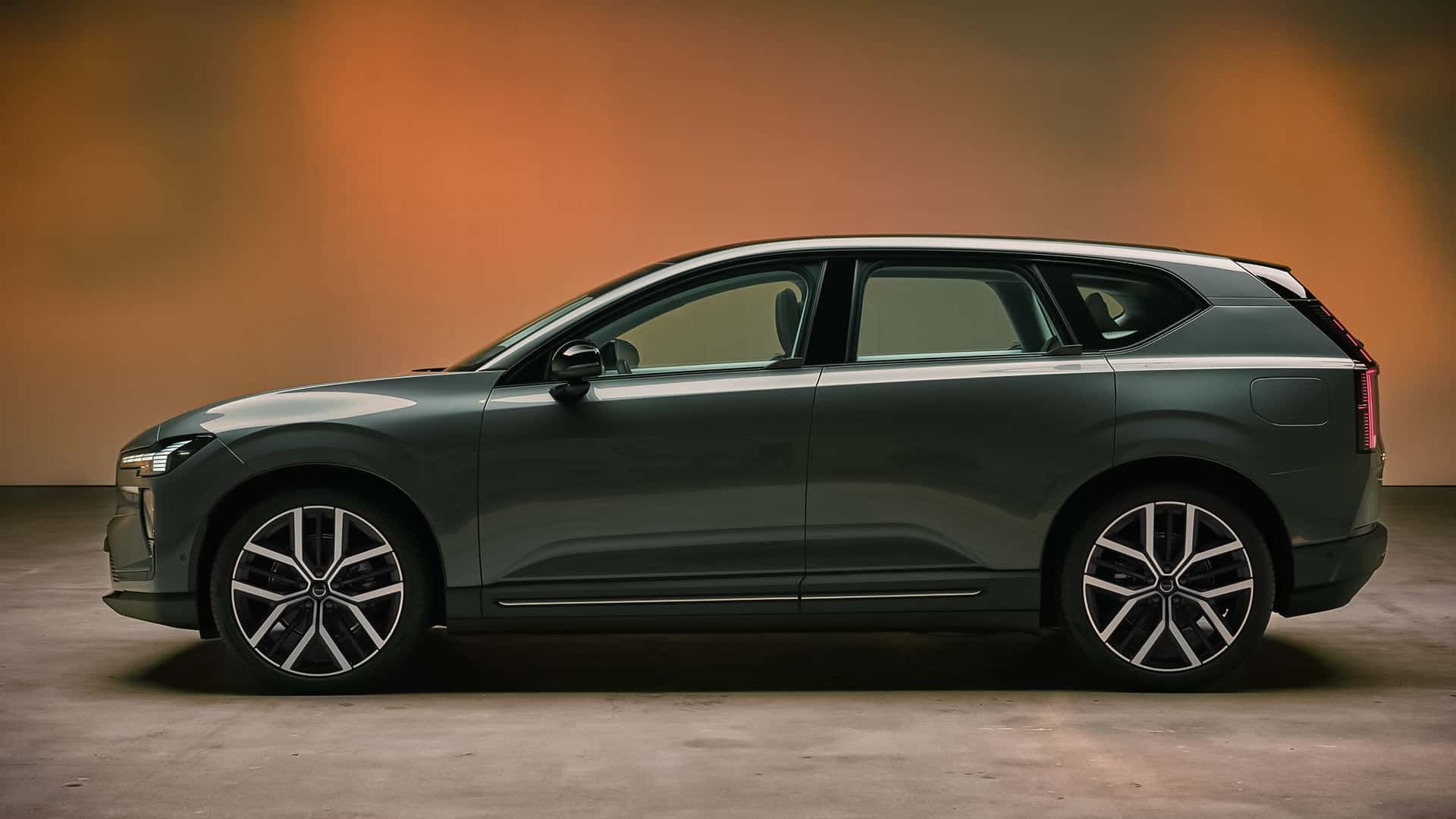 Volvo Reinvents Seatbelt Technology for a Safer Future
