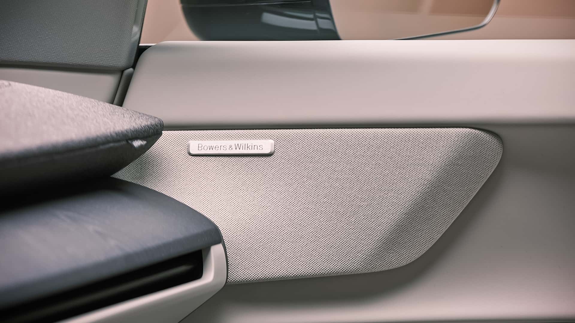 Volvo Reinvents Seatbelt Technology for a Safer Future