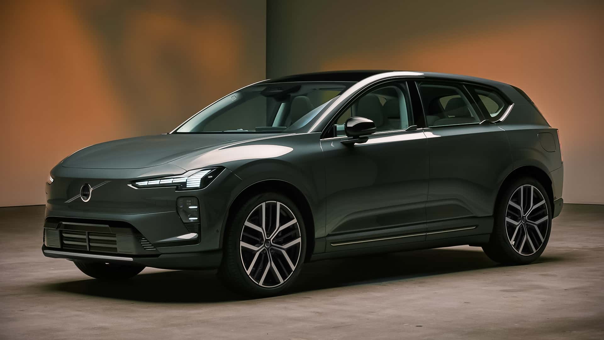 Volvo Reinvents Seatbelt Technology for a Safer Future