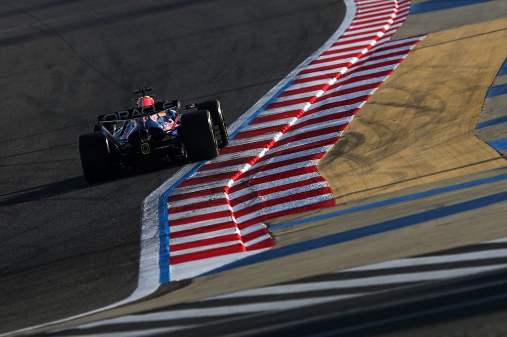 Vandoorne Defends Formula E Against Verstappen's Criticism: A Revealing Debate