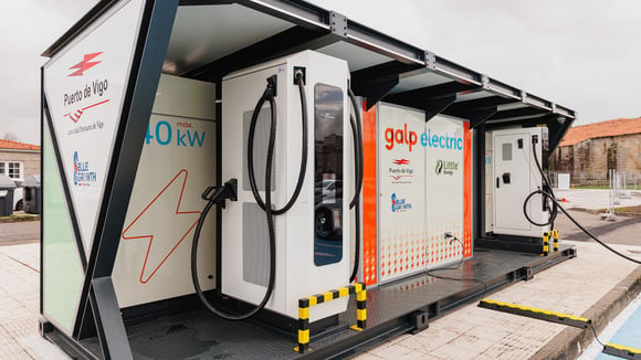 Nissan and Little Electric Energy Innovate with Recycled Batteries for Charging Solutions