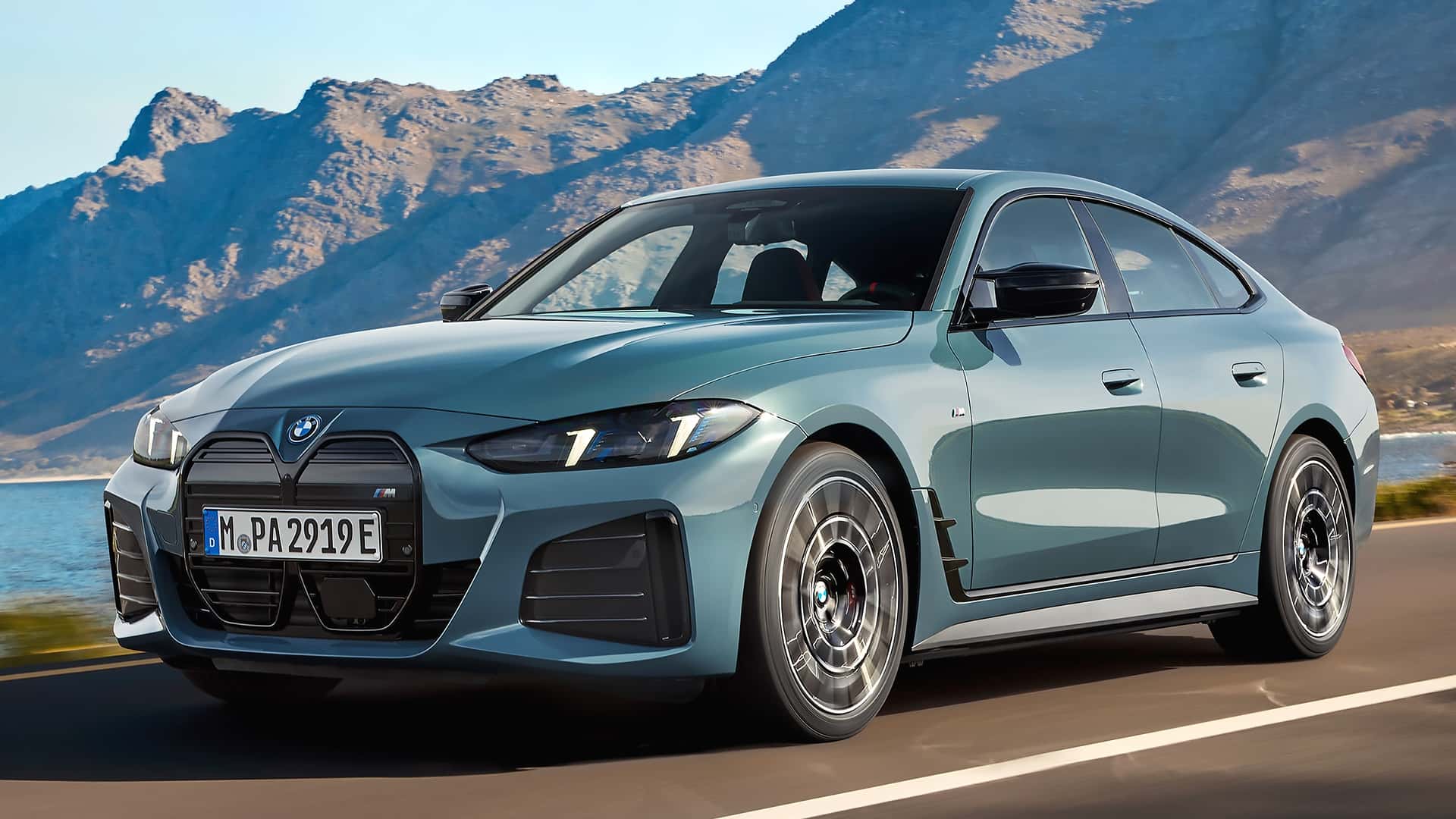 Automotive Design: Blending Aesthetics with Advanced Technology
