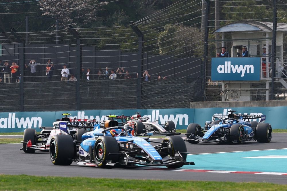 Sainz Denounces the Dangers of Current F1