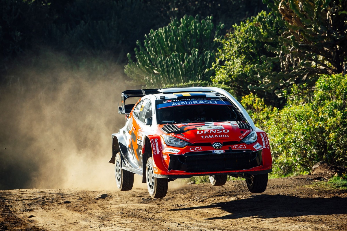 Oliver Solberg Leads Safari Rally: A Daring Performance in the Rain