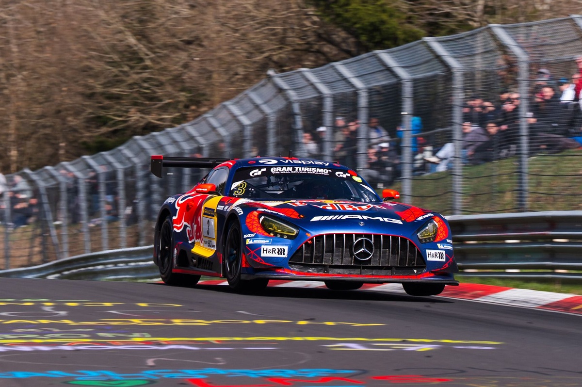 Verstappen Unveils GT3 Driving Technique