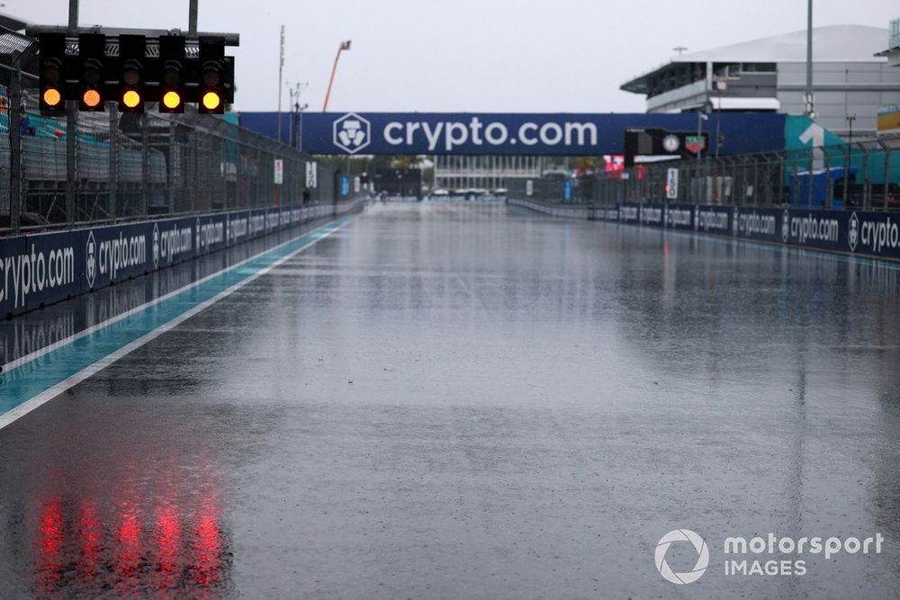 Miami Grand Prix start moved up as FIA tries to beat the storm image 2