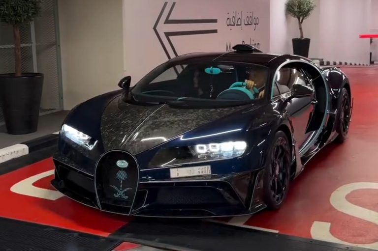 Bugatti Chiron Mansory Centuria Surfaces in Dubai, Flaunting Saudi…