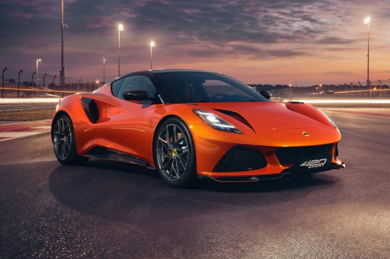Lotus Emira 420 Sport: Back to Raw Driving Feel