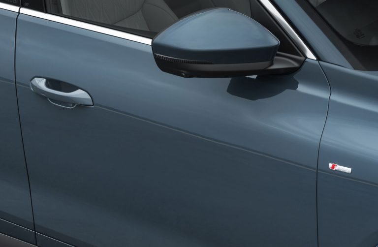 2026 Audi Q7: Third-Gen SUV Teased with Sharper Design, Tech-Forward Cabin