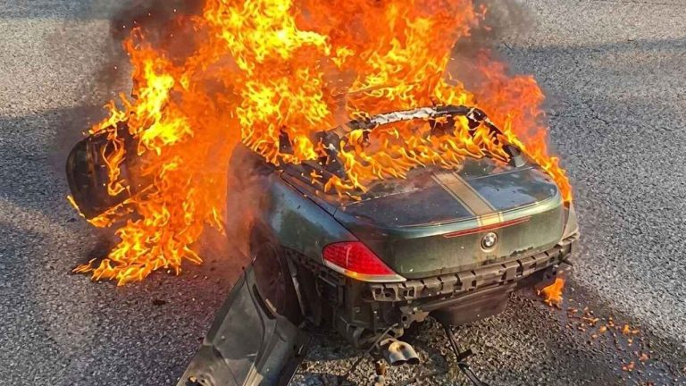 BMW 6 Series Convertible Catches Fire on Singapore Expressway