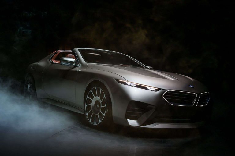 BMW Skytop supercar: 0,000 price tag, exclusive delivery experience
