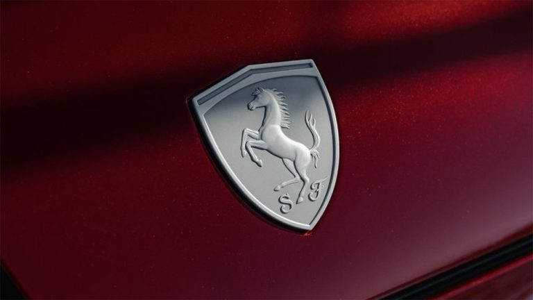 Ferrari 12Cilindri MM: A V12 Manual Returns, But Is It Enough for the Purists?