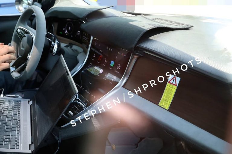 Bentley’s Electric SUV Interior: A Touchscreen Tangle or a Tactile Triumph?